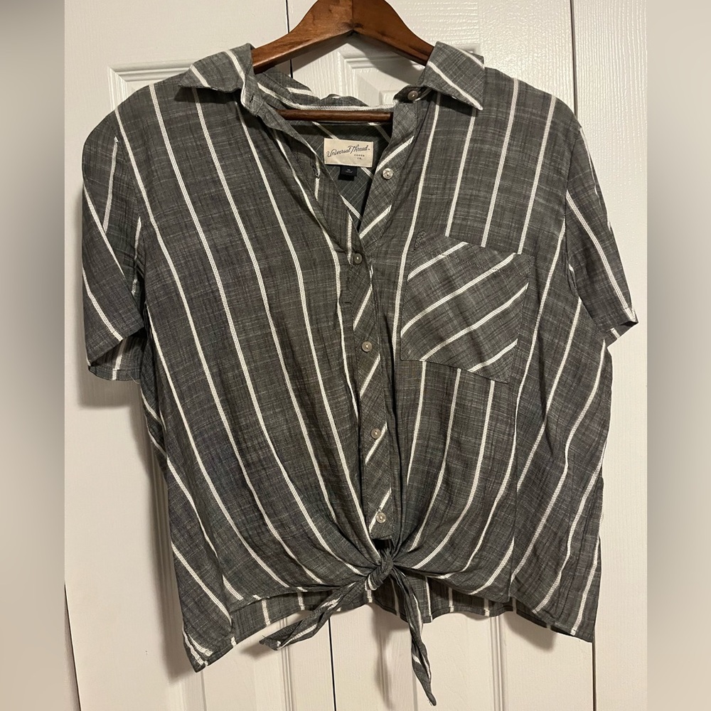Universal Threads Grey Striped Button Up